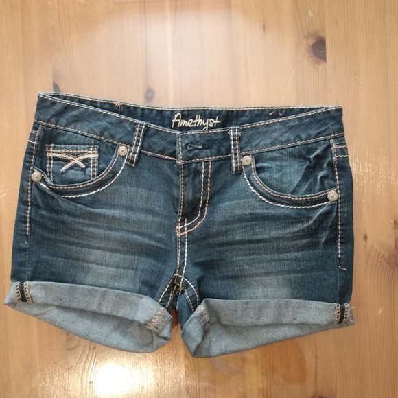 AMETHYST SHORTS SIZE 7 - Picture 4 of 11